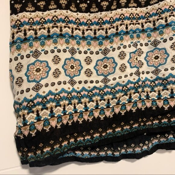 Eclipse | Patterned Tank Top - Picture 10 of 13